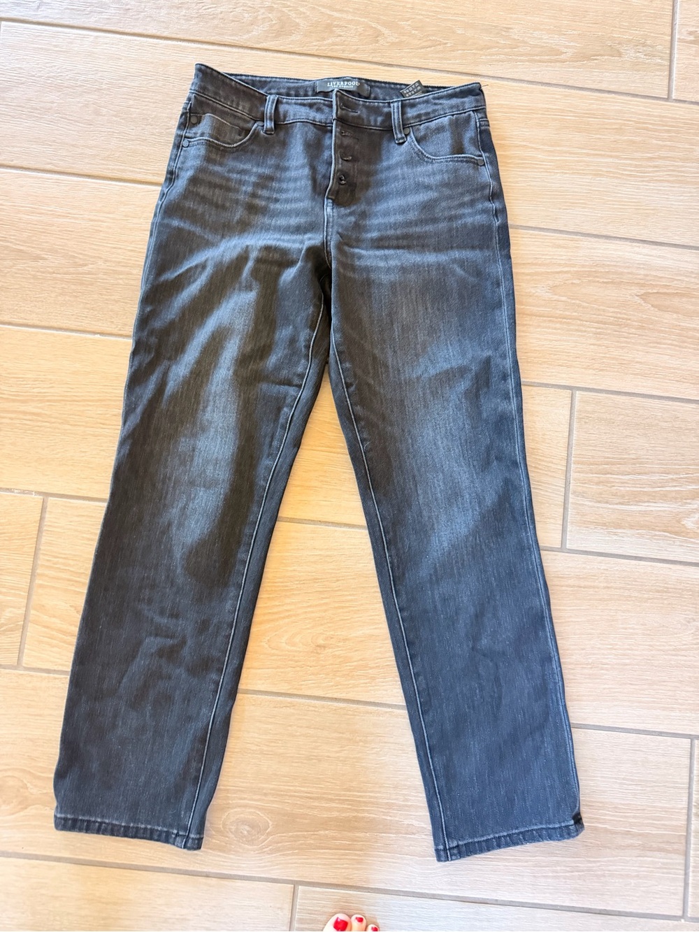 Liverpool Women's Black Straight-Leg Jeans